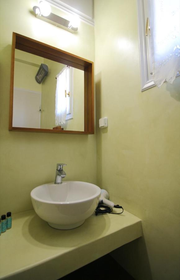 Villa With View Of Agios Ioannis And Pool With Jacuzzi Exterior foto